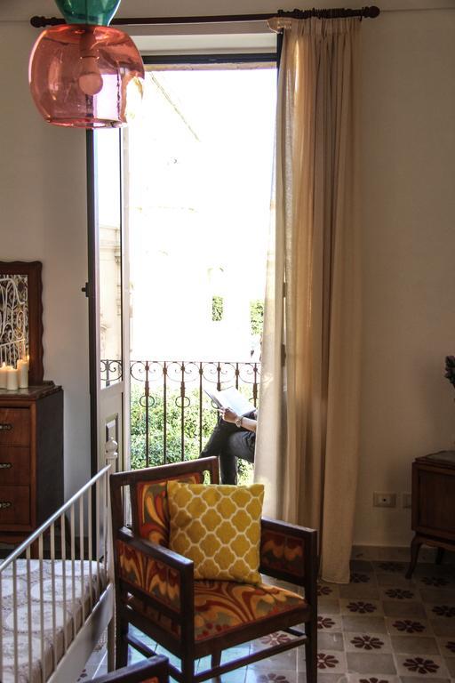 Pepe Concetta E La Movida Apartment Noto Bagian luar foto