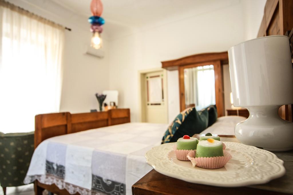 Pepe Concetta E La Movida Apartment Noto Bagian luar foto