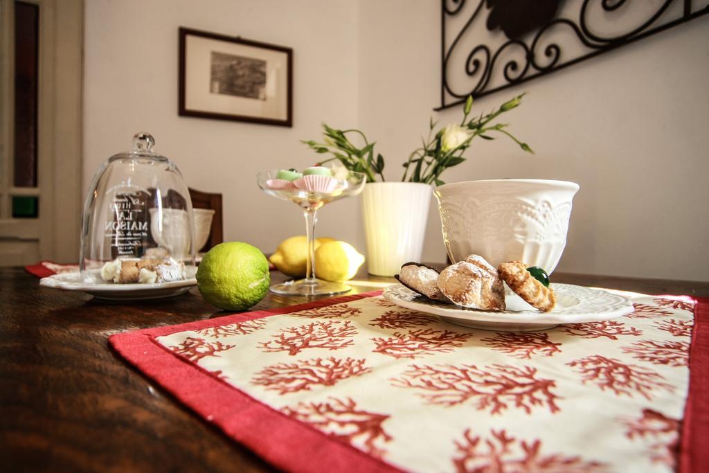 Pepe Concetta E La Movida Apartment Noto Bagian luar foto